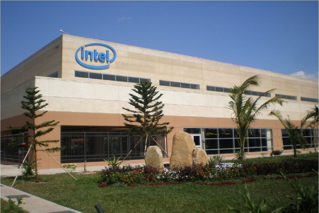 Nhà máy đóng gói và kiểm định chip Intel tại Khu công nghệ cao TP.HCM