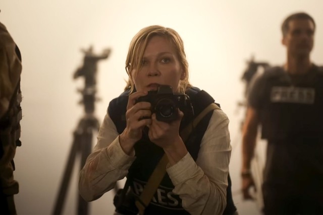 Nữ diễn viên Kirsten Dunst (Spider-Man, Melancholia) đóng chính trong phim giả tưởng chiến tranh của hãng A24