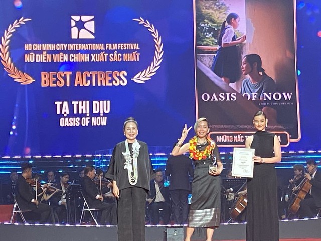 'Song lang' thắng giải Phim TP.HCM, Philippines giành 'Ngôi sao vàng' HIFF- Ảnh 12.