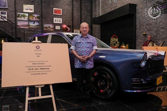 Quốc vương Malaysia là người đầu tiên sở hữu siêu xe Hồng Kỳ L5- Ảnh 2.