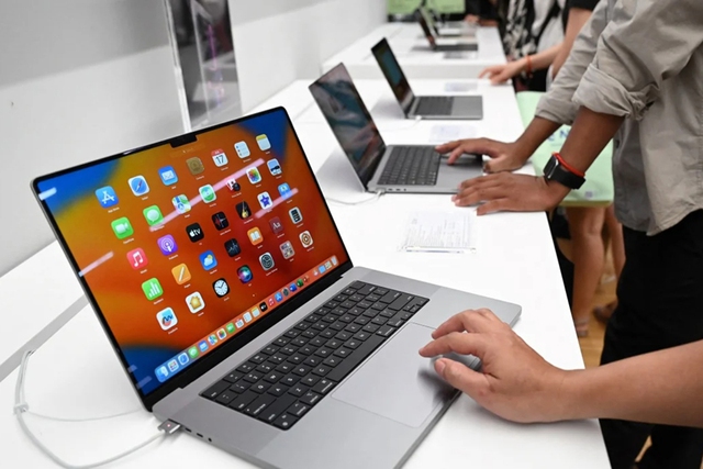 Apple tin rằng việc tối ưu hóa cho phép máy MacBook với RAM 8 GB vẫn hoạt động mượt mà