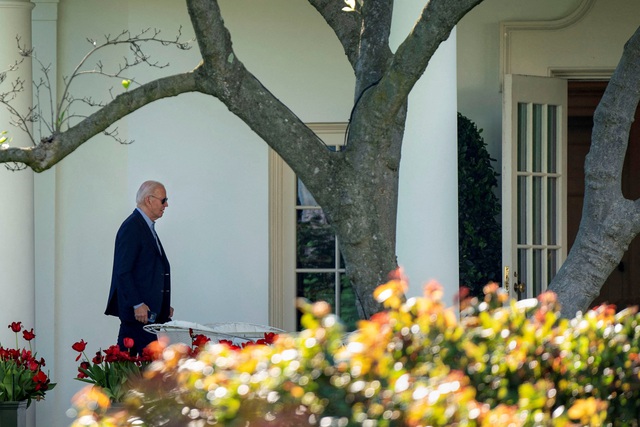 Ông Biden bỏ dở kỳ nghỉ, tức tốc về Nhà Trắng lo chuyện Iran tấn công Israel- Ảnh 2.