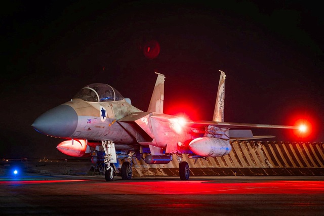 Hình ảnh chiếc F-15 Eagle của Không quân Israel tại một căn cứ không quân ngày 14.4.2024