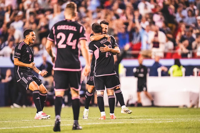 Messi giúp Inter Miami tìm lại niềm vui chiến thắng