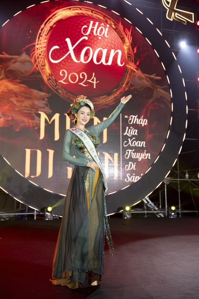 Hoa hậu Lý Kim Thảo làm Đại sứ quảng bá hình ảnh du lịch Phú Thọ
- Ảnh 2.