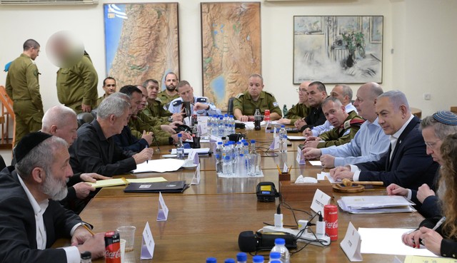 Nội các chiến tranh và các quan chức an ninh hàng đầu Israel gặp nhau tại Tel Aviv (Israel) ngày 14.4.2024