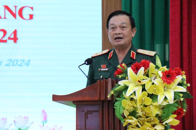 Trung tướng Trần Hoài Trung phát biểu chỉ đạo tại đại hội