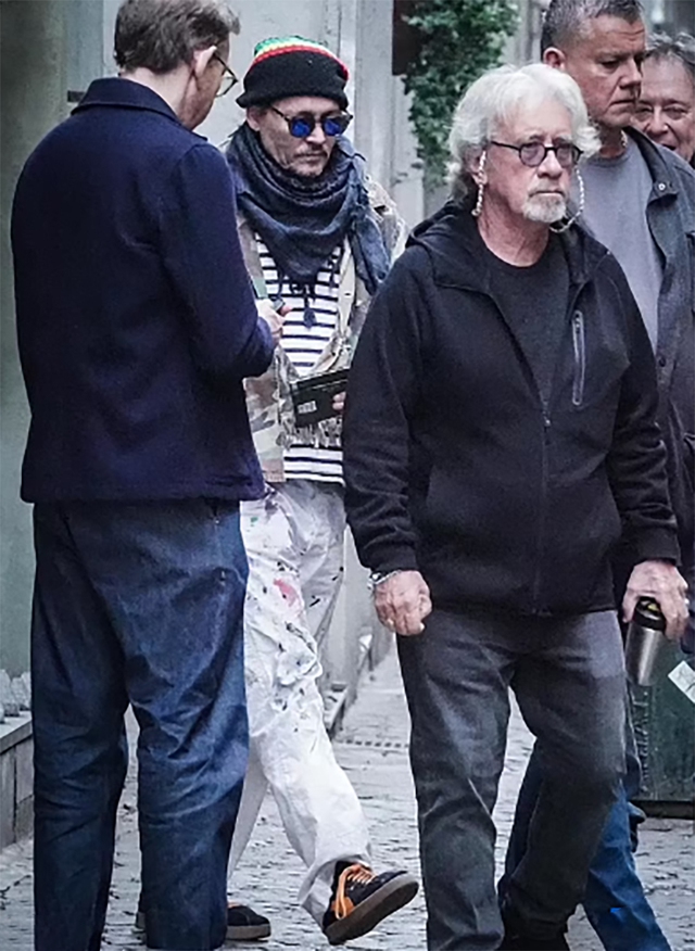 Johnny Depp xuất hiện trên trường quay phim Modi ở Ý