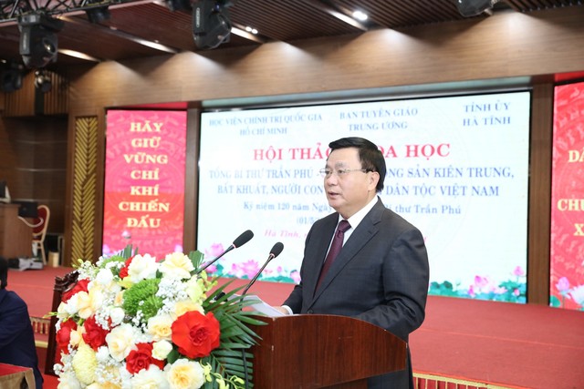 GS-TS Nguyễn Xuân Thắng, Giám đốc Học viện Chính trị quốc gia Hồ Chí Minh phát biểu khai mạc hội thảo
