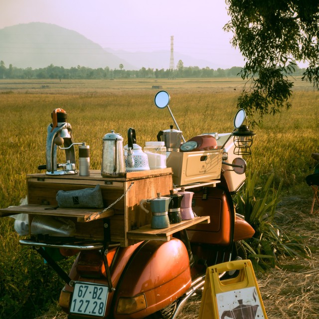 Độc đáo cà phê di động giữa cánh đồng lúa vùng Bảy Núi- Ảnh 3.