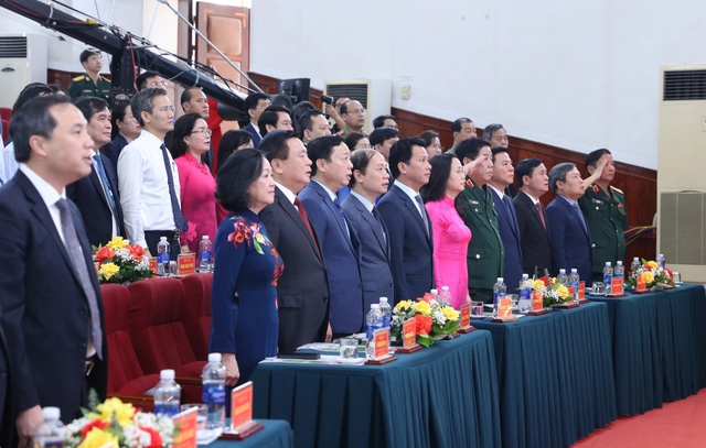 Dự lễ kỷ niệm có bà Trương Thị Mai, Ủy viên Bộ Chính trị, Thường trực Ban Bí thư, Trưởng ban Tổ chức T.Ư, cùng các lãnh đạo, nguyên lãnh đạo Đảng, Nhà nước và các ban, bộ, ngành T.Ư
