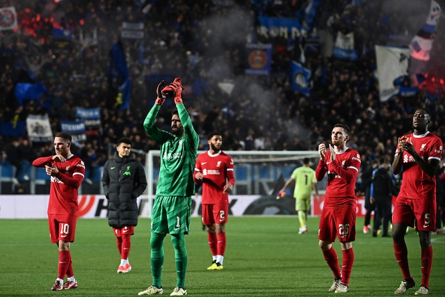 Salah ghi bàn nhưng Liverpool vẫn bị Atalanta loại ở tứ kết Europa League- Ảnh 1.