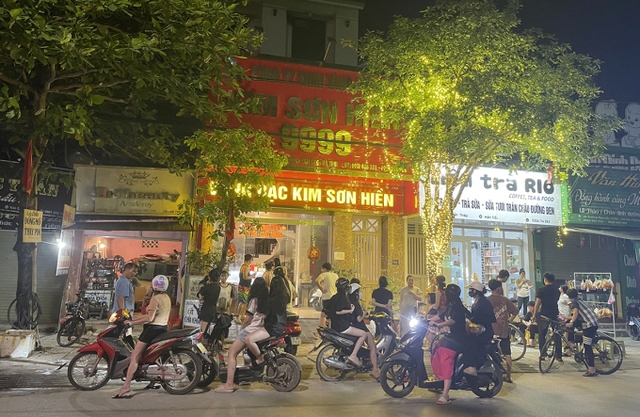 Tiệm vàng Kim Sơn Hiền sau thời điểm sau khi xảy ra vụ cướp