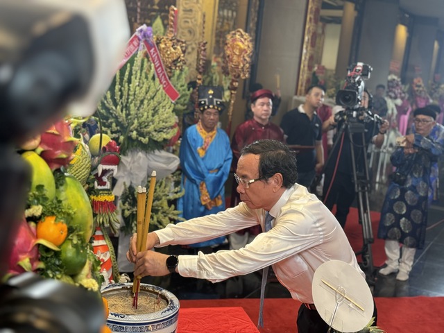 Bí thư Nguyễn Văn Nên dự lễ giỗ tổ Hùng Vương ở TP.HCM- Ảnh 3.