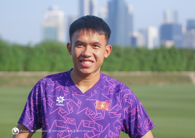 'HLV Hoàng Anh Tuấn đã dặn cầu thủ U.23 Việt Nam rất kỹ về VAR, nhưng...'- Ảnh 1.