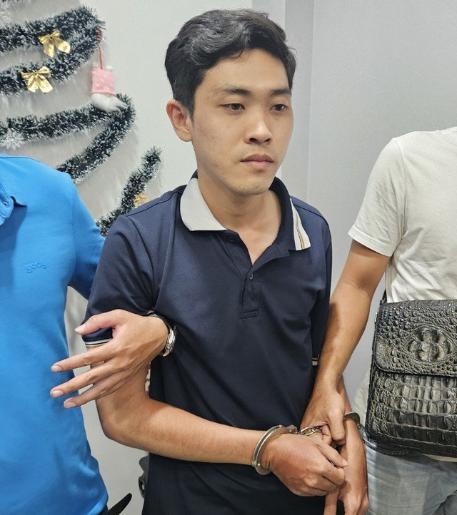 Bắt nghi phạm cướp tiệm vàng ở Bình Thuận- Ảnh 1.