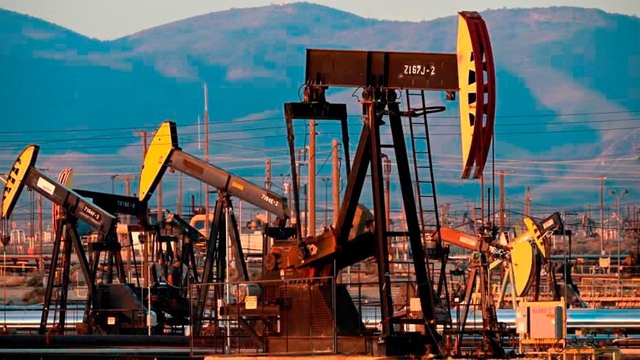 Giá dầu thô thế giới giữ đà giảm nhẹ trong phiên giao dịch sáng 19.4