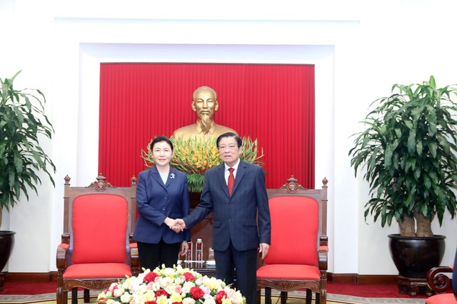 Ông Phan Đình Trạc tiếp Bộ trưởng Bộ Tư pháp Trung Quốc Hạ Vinh