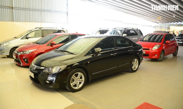 Dấu hiệu nhận biết &ocirc; t&ocirc; đ&atilde; qua sử dụng c&oacute; lịch sử thay dầu muộn - Ảnh 1.