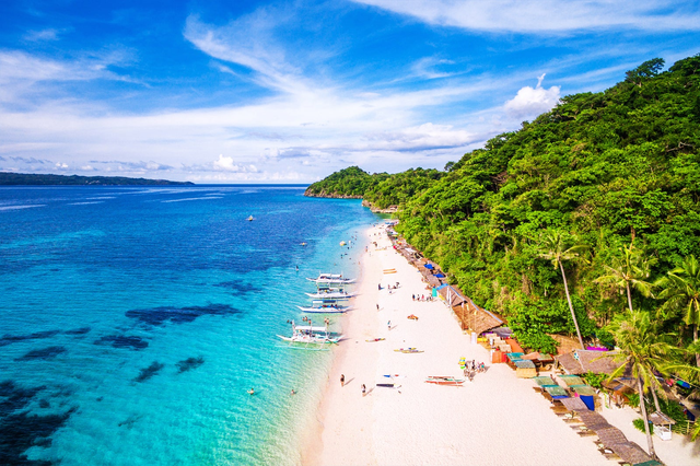 Lãng đãng ở các hòn đảo tuyệt đẹp tại Philippines dịp hè này- Ảnh 1.
