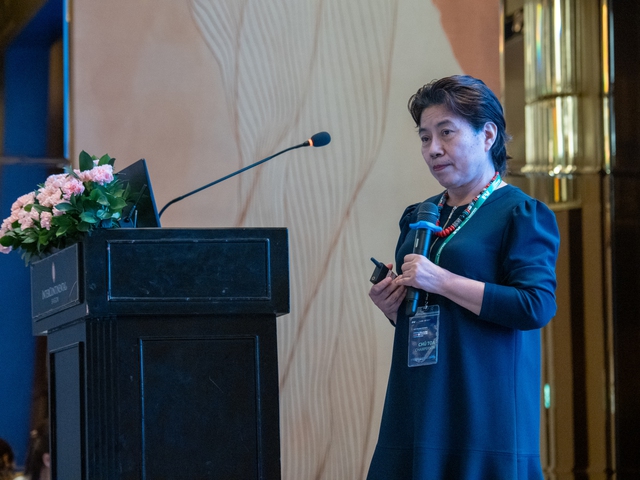 Phó giáo sư - bác sĩ Nguyễn Thị Bích Đào chia sẻ tại hội nghị