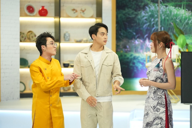 Choi Jong Rak (giữa) luôn gây lo lắng cho chủ nhà Puka, Huỳnh Lập,Tuyền Tăng