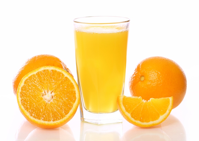 Nước cam có hàm lượng vitamin C cao
