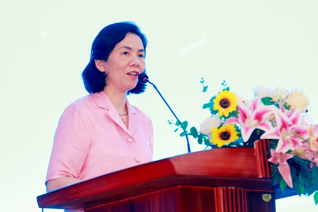 Phó chủ tịch Hội LHPN Việt Nam Nguyễn Thị Minh Hương phát biểu tại chương trình