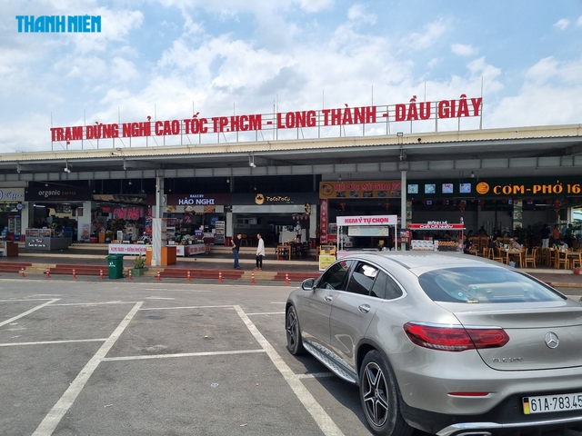 Đề xuất Nh&agrave; nước đầu tư trước hạng mục thiết yếu tại trạm dừng nghỉ cao tốc - Ảnh 1.