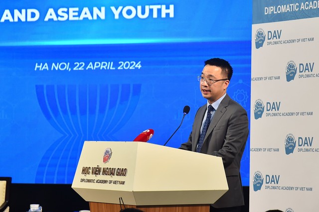 Tổng thư ký ASEAN: 'Thanh niên cần trở thành phiên bản tốt nhất của bản thân'- Ảnh 2.