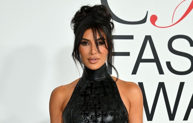 Kim Kardashian mất hơn 100.000 fan sau khi bị Taylor Swift 'dằn mặt'- Ảnh 2.