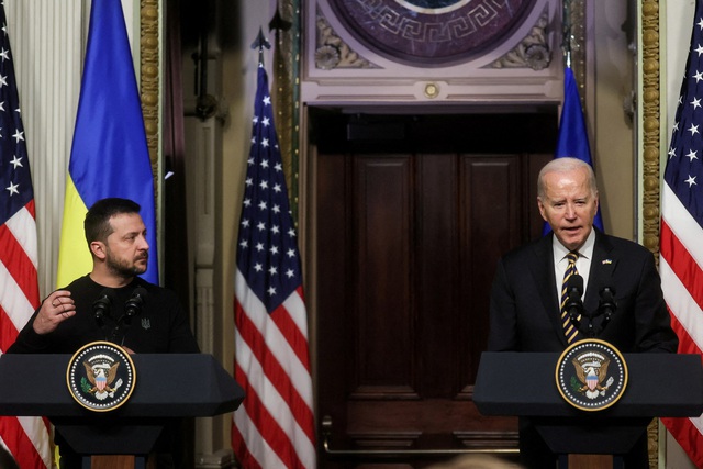 Tổng thống Mỹ Joe Biden và Tổng thống Ukraine Volodymyr Zelensky tại cuộc họp báo chung ở Nhà Trắng ngày 12.12.2023