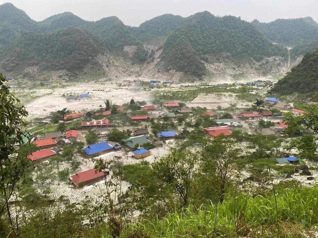 Mưa đá gây thiệt hại gần 800 triệu đồng tại Sơn La