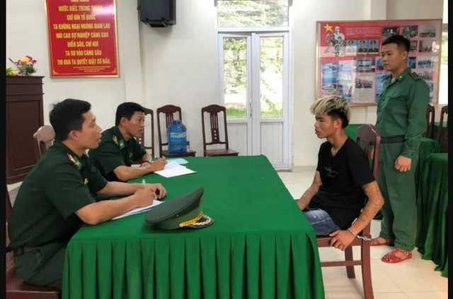 Triệt phá vụ đưa 4 người Trung Quốc xuất cảnh trái phép từ Việt Nam sang Lào- Ảnh 1.