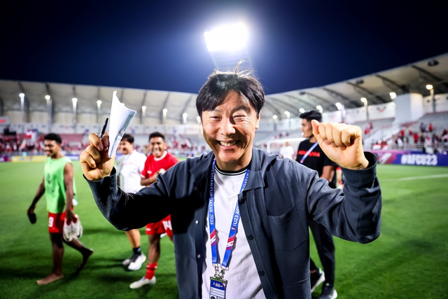 HLV Shin Tae-yong và bóng đá Indonesia gia hạn hợp đồng, tiếp tục mơ World Cup- Ảnh 1.
