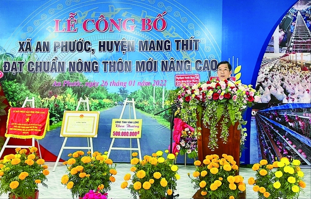 Ông Nguyễn Văn Diên, Chủ tịch UBND H.Mang Thít, tại buổi công bố xã An Phước đạt chuẩn NTM nâng cao
