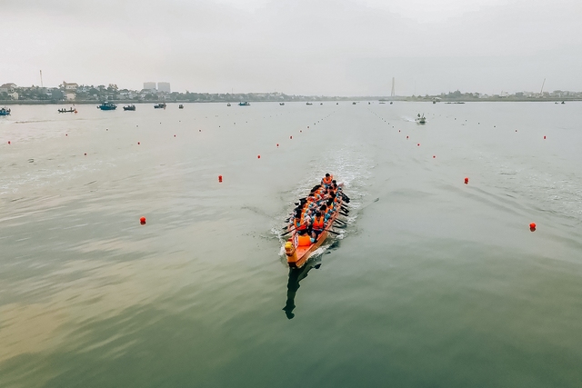 Lần đầu tiên tỉnh Quảng Bình đăng cai tổ chức Giải đua thuyền truyền thống vô địch quốc gia