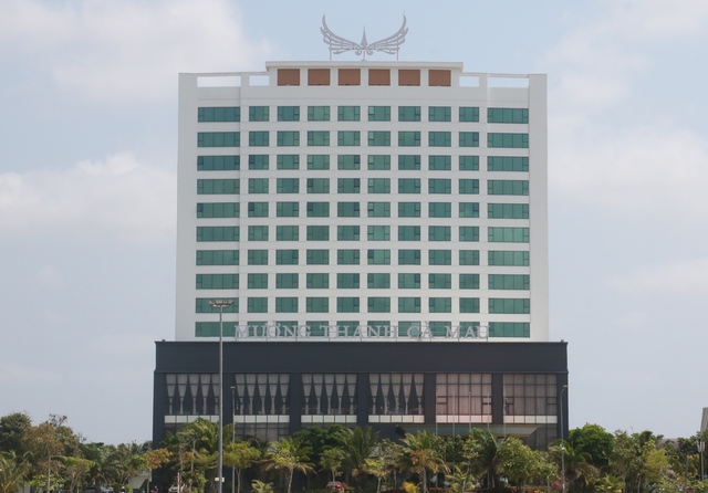 Theo Thanh tra Chính phủ, có nhiều vi phạm trong việc cấp giấy chứng nhận đầu tư, chứng nhận quy hoạch, giao đất xây dựng dự án khách sạn Mường Thanh Cà Mau