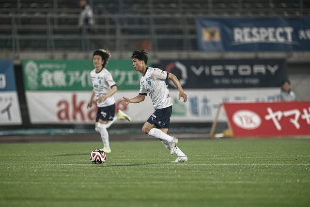 Công Phượng lần đầu đá chính cho Yokohama FC: 'Tôi đã cố hết sức và còn tiến lên’- Ảnh 2.