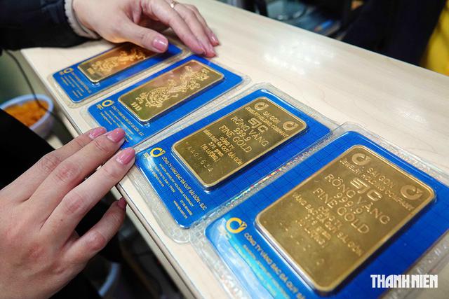 Giá vàng hôm nay 7.8.2026: Giảm 500.000 đồng nhưng vẫn cao hơn thế giới trên 7 triệu- Ảnh 1.