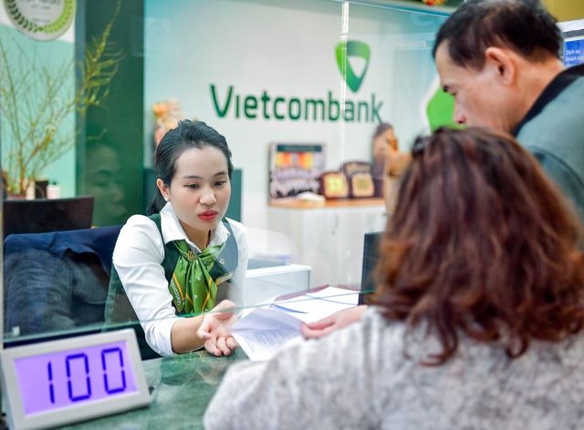 Vietcombank nói gì về điều chỉnh một số loại phí dịch vụ từ 1.7?- Ảnh 4.
