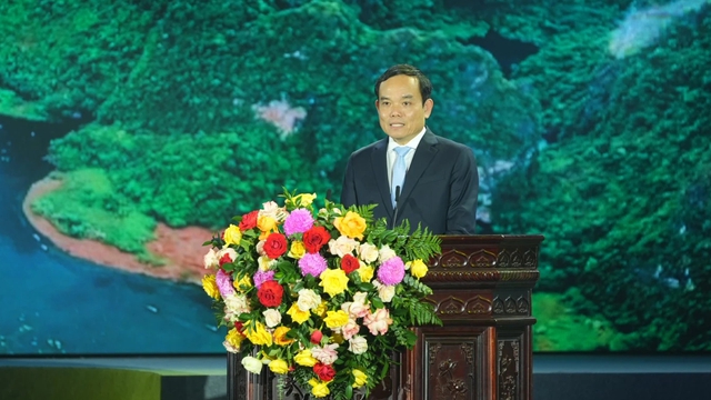 Phó thủ tướng Trần Lưu Quang phát biểu tại buổi lễ