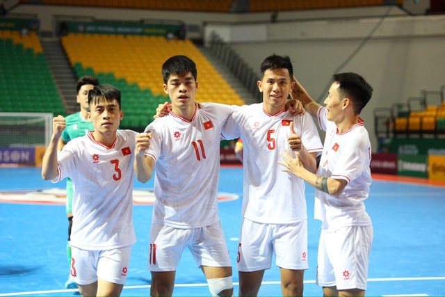 Đã không thể lần thứ 3 liên tiếp đến World Cup, đội tuyển Việt Nam sai lầm phút chót- Ảnh 2.