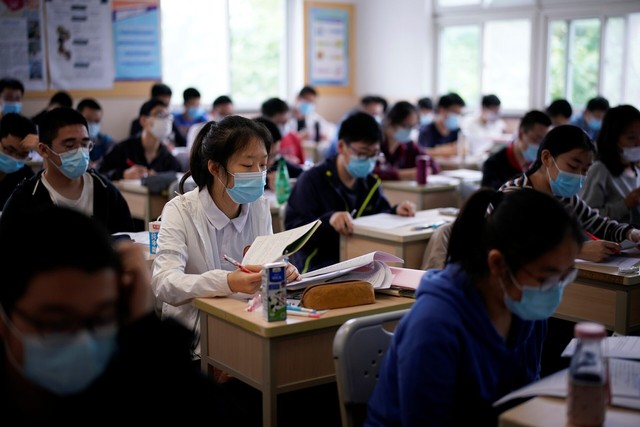 Một lớp học tại ở trường trung học tại Thượng Hải (Trung Quốc) ngày 7.5.2020.