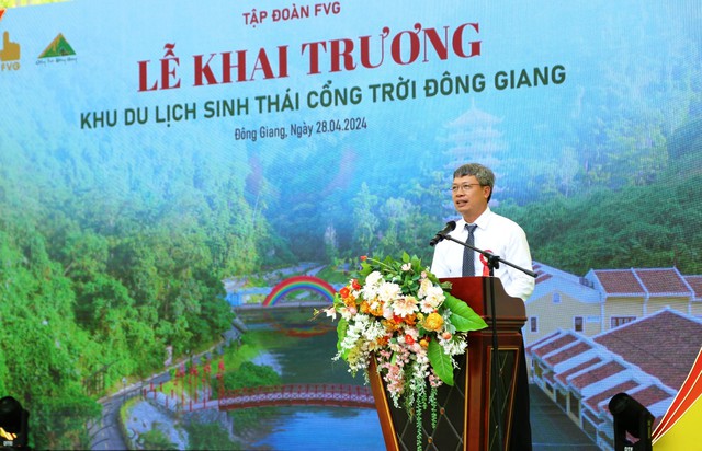 ông Hồ Quang Bửu, Phó chủ tịch UBND tỉnh Quảng Nam, phát biểu tại lễ khai trương