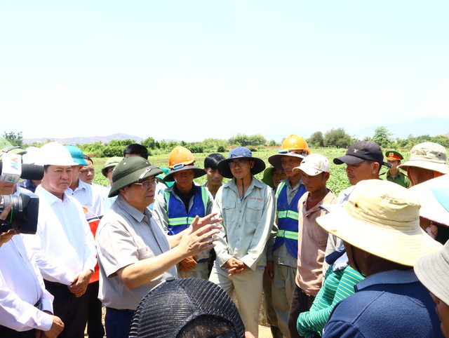 Le Premier ministre a ordonné au ministère de l'Agriculture et du Développement rural de concentrer ses ressources clés sur le développement des lacs d'irrigation.