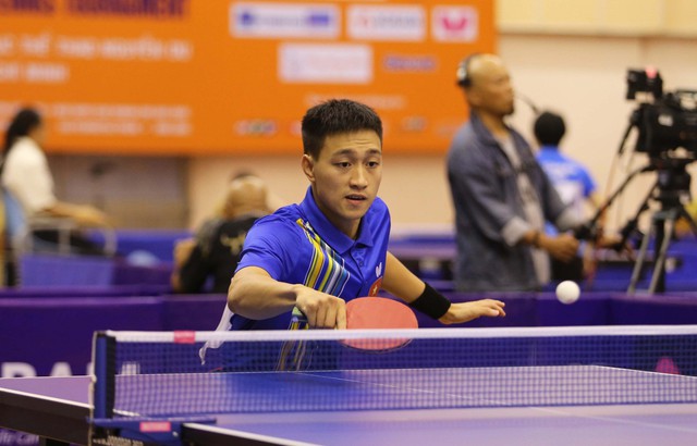 Tay vợt bóng bàn số 1 VN Nguyễn Anh Tú vừa giành hạng ba tại giải quốc tế Ôn Châu (Trung Quốc)