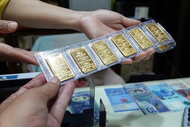 Sốc: Vàng miếng SJC vọt lên gần 92 triệu đồng/lượng- Ảnh 1.