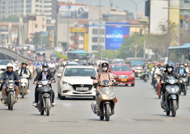 Nắng nóng vẫn bao trùm cả nước, 27 địa phương trên 40 độ C