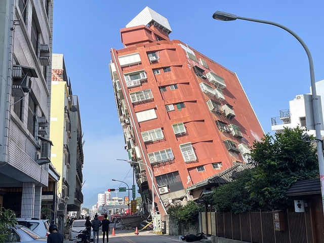 Động đất mạnh nhất 25 năm rung chuyển Đài Loan, đã có người thiệt mạng- Ảnh 1.